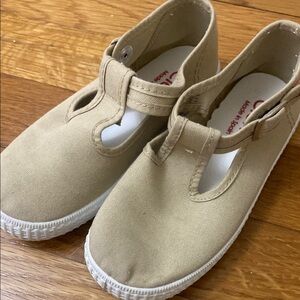 EUC, Tan cienta shoes, only worn once.